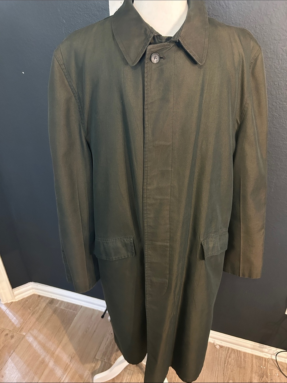 Men's Olive Green Trench Coat - Classic Single-Button Overcoat